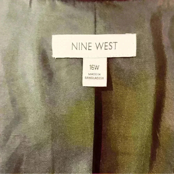 Nine West Ladies Blazer. NWOT - Picture 3 of 7